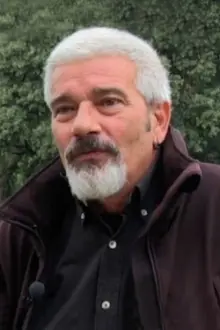 Stefano Maria Mioni como: Pino