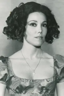 Maria Grazia Spina como: Anna de Cordoba