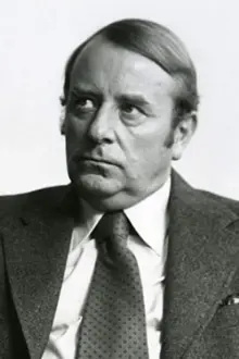 Klaus Schwarzkopf como: Laffler