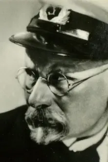 Julius Falkenstein como: Herr Krüger