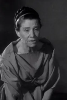 Margaret McWade como: Mrs. Bartlett