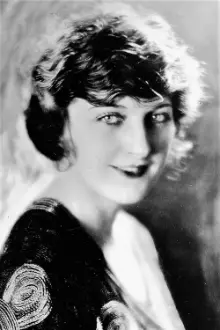 Martha Mansfield como: Helen Rogers