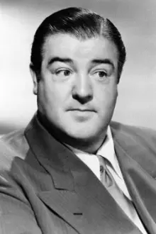 Lou Costello como: Character in Film Clips (archive footage)