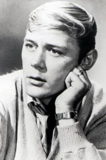 Bobby Pickett como: Curt