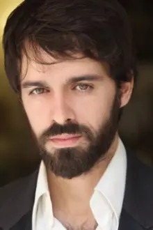 Alberto Amarilla como: Angel