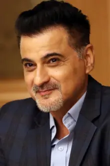 Sanjay Kapoor como: Aditya Malhotra