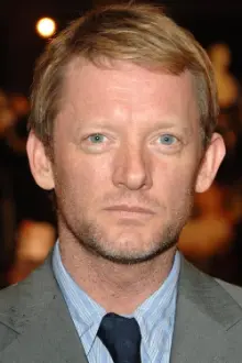 Douglas Henshall como: 