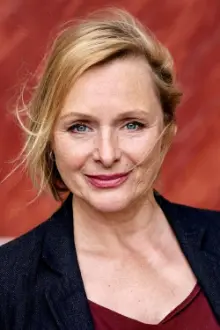 Marita Marschall como: Eva Kolberg