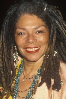 Rosalind Cash como: Adele