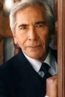 José Carlos Ruiz como: Celso Dominguez