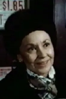 Mary Davenport como: Mrs. Byrd