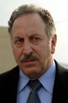 Makram J. Khoury como: Col. Moshe Katzman