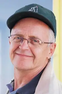 Eric Peterson como: Oscar Leroy (voice)