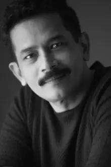 Atul Kulkarni como: Shriram Abhayankar