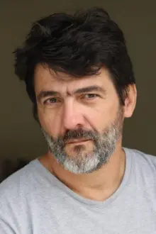 César Troncoso como: Commissioner