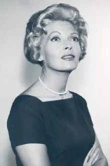 Dorothy Green como: Margaret Harrington