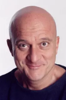 Claudio Bisio como: Claudio Bisio