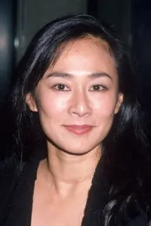 Kim Miyori como: Yoko Ono