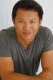 Jason Chong como: Hong