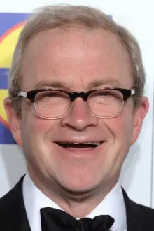 Harry Enfield como: Easter Bunny