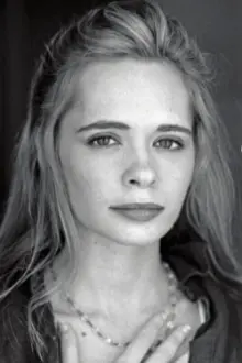 Adrienne Shelly como: Self (archive footage)