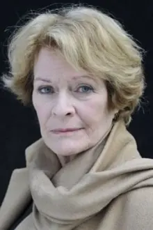 Janet Suzman como: 