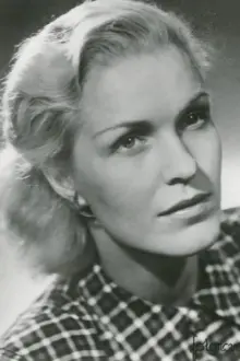 Eva Dahlbeck como: Lucie