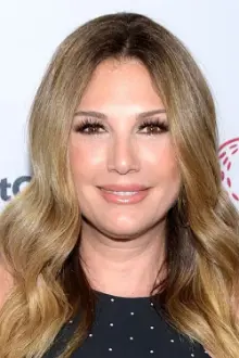 Daisy Fuentes como: Self - Host