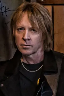 Jeff Pilson como: Bass