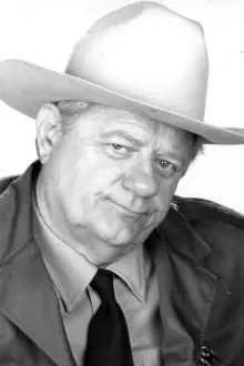 Hugh Gillin como: Sheriff John Hunt