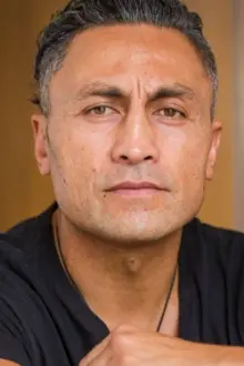 Rene Naufahu como: Erasmus