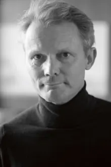 Felix Herngren como: Dan Bäckman