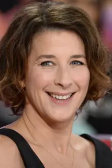 Isabelle Gélinas como: Noémie