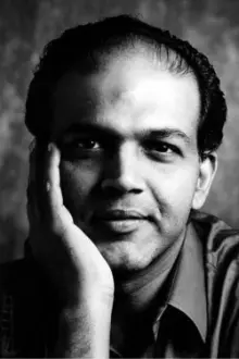 Ashutosh Gowariker como: Ranjeet Prakash