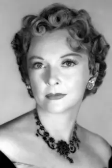 Dorothy Stickney como: Margaret Garrison