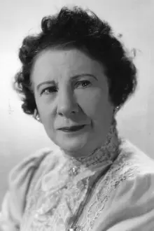 Rosalind Ivan como: Agatha Dunham