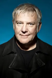 Alex Lifeson como: Ele mesmo