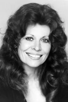 Ann Wedgeworth como: Kit Loring