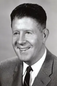 Rudy Vallee como: Louis Penlow