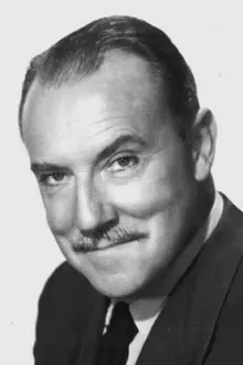 Gale Gordon como: John Wilson