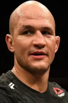 Junior dos Santos como: 