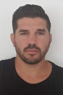 Patrick Cote como: 