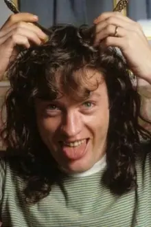 Angus Young como: 