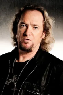 Adrian Smith como: Guitars, Backing Vocals