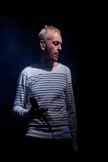 Karl Hyde como: Ele mesmo