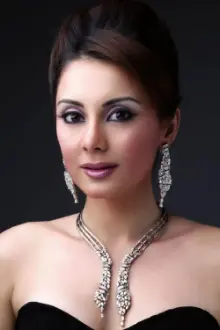 Minissha Lamba como: Harleen