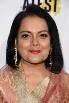 Sushmita Mukherjee como: Kuhu's Mother