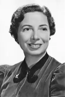 Sara Haden como: Mrs. Merril