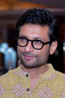 Indraneil Sengupta como: Amir