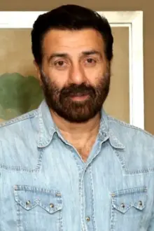 Sunny Deol como: Govind